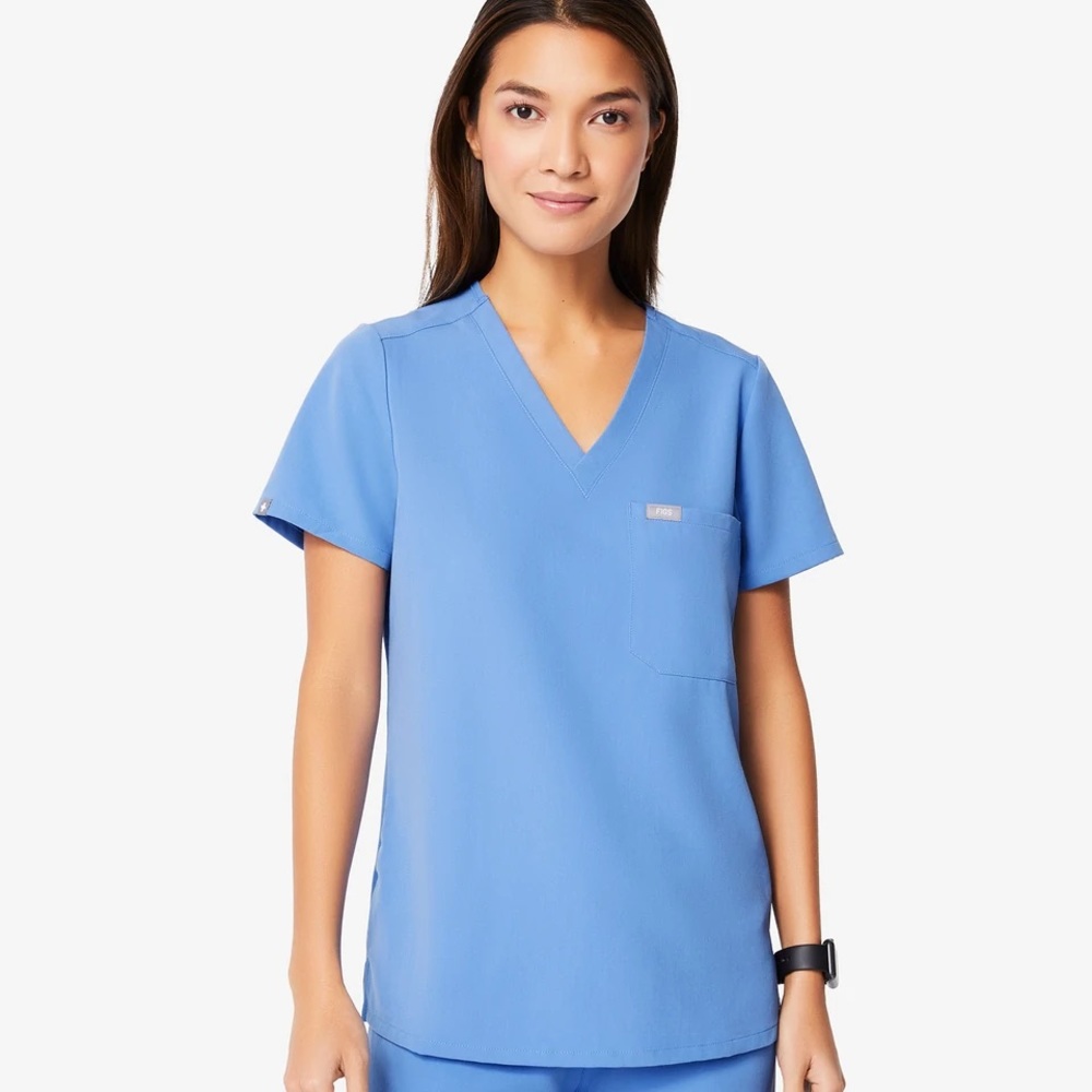 Figs Catarina scrub top